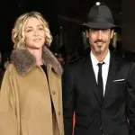 Paola Barale e Raz Degan Instagram, la showgirl va all'Isola dei Famosi 2017 per difendere l'ex?