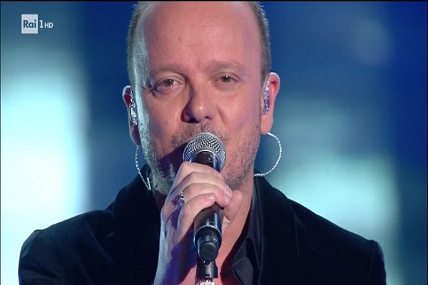 Gigi D'Alessio contro Sanremo 2017 Giuria d'esperti non adatta al compito: "Sono stato snobbato"