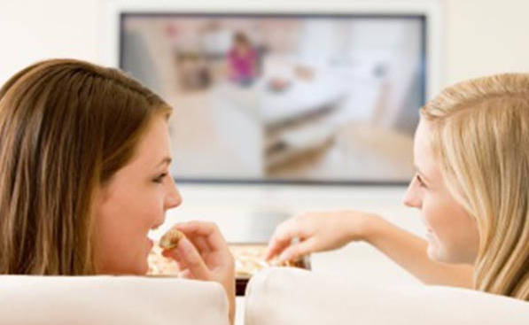 Attenzione alla dieta in televisione, l'allarme di Medici: consigli falsi e dannosi