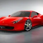 Ferrari: premio di cinquemila euro a Natale per i dipendenti