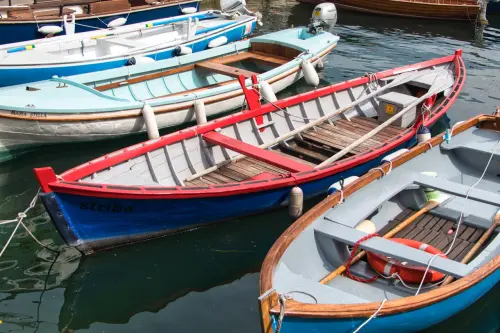 Barche usate: cosa controllare prima di firmare