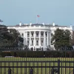 Presidenziali USA 2024: Donald Trump si ricandida alla Casa Bianca