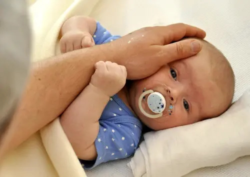 L'importanza del neo papà quando arriva un neonato in famiglia