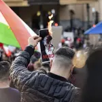 Chi è Elnaz Rekabi: l'atleta iraniana scomparsa dopo la gara senza velo