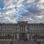 Regina Elisabetta in fin di vita: i figli e William al capezzale, in arrivo Harry e Meghan