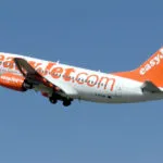 Un mostro dell’aria dell’EasyJet è ora in mano ad un diciannovenne. Il più giovane pilota di aerei del Regno Unito alla guida degli Airbus