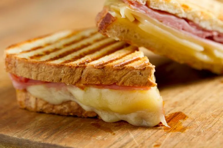 Toast, pane e patate, occhio alla cottura