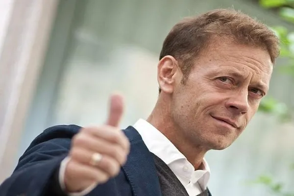 Rocco Siffredi Isola dei Famosi 2017, proposta indecente per la naufraga Malena Pugliese?