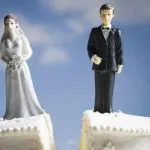 Divorzio, nuovi parametri per l’assegno di mantenimento: rivoluzione della Cassazione