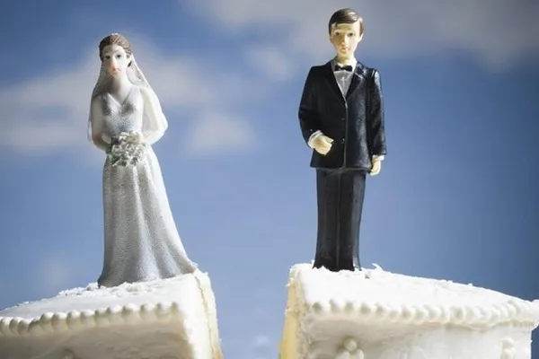 Divorzio, nuovi parametri per l’assegno di mantenimento: rivoluzione della Cassazione