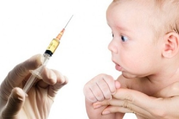 Vaccini a scuola, approvato il decreto: vaccinazioni obbligatorie per nido e materna
