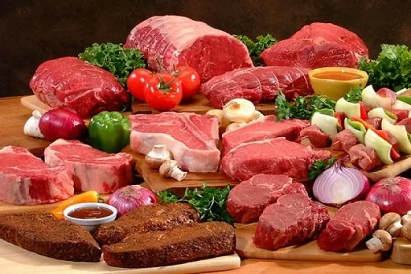 Carne rossa nella bufera: aumenta il rischio di contrarre 9 malattie
