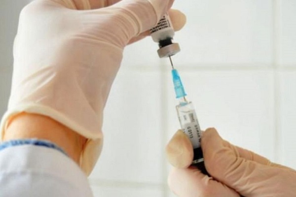 Vaccini: il Ministero della Salute attiva il numero verde, quali sono gli orari?