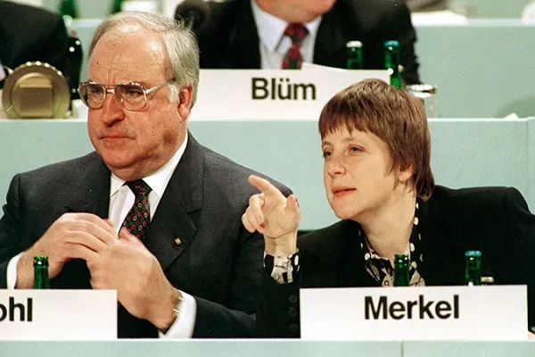 Morto Helmut Kohl, il cancelliere che ha riunito la Germania