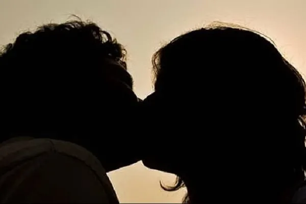 Giornata mondiale del bacio: gli effetti benefici sulla salute