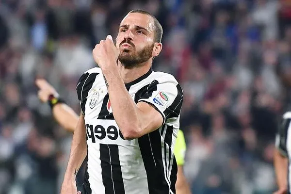 Leonardo Bonucci è arrivato a Casa Milan: tifosi felicissimi, il video