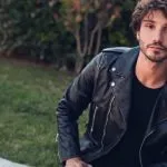 Stefano De Martino uomo dei record su Instagram, tutto grazie a Santiago