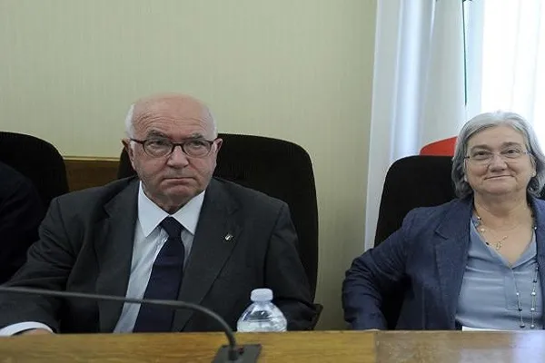 Calcio, Tavecchio vuole anche la lap-dance negli stadi