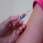 Vaccini obbligatori: possibile riduzione da 12 a 10?