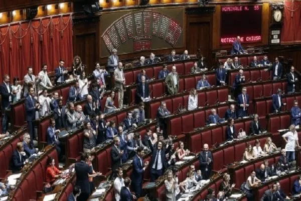 Voto Taglio Vitalizi, la Camera approva: com’è la norma e cosa cambia