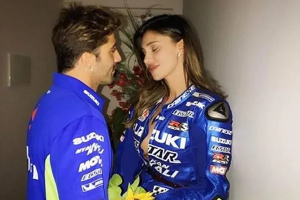 Belen Rodriguez denuncia il pilota del jet privato: temeva di essere stata rapita