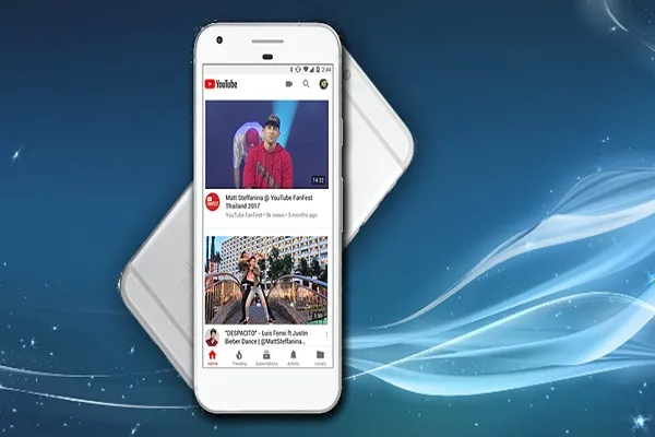 YouTube nuovo aggiornamento: cambio logo e novità sui video online