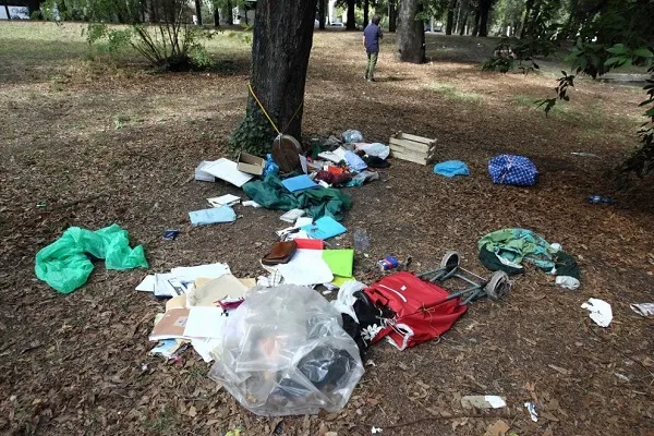 Stupro a Villa Borghese, il racconto della vittima: Dormivo quando…