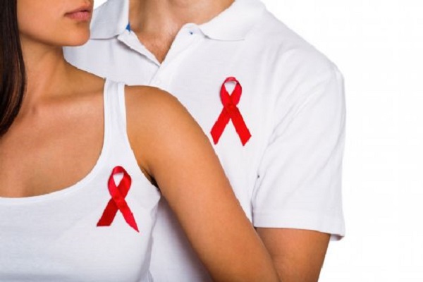 Giornata Mondiale AIDS: aumentano i sieropositivi, diagnosi in ritardo
