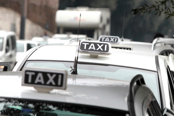Scioperto dei taxi in Italia, ecco quali sono le città che si fermeranno domani