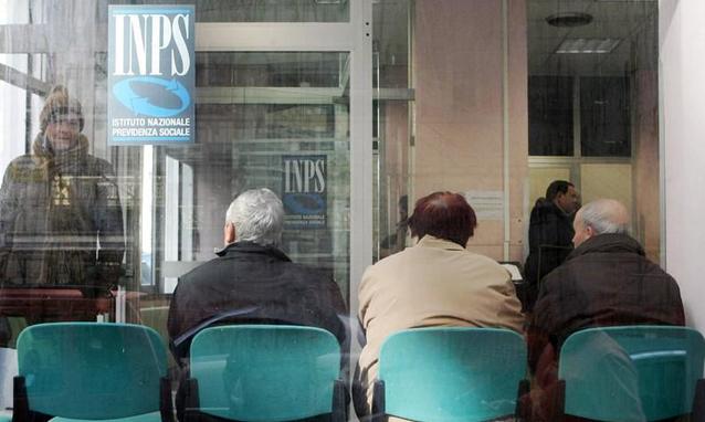 Uil Pensioni, italiani costretti a lavorare più degli altri cittadini europei