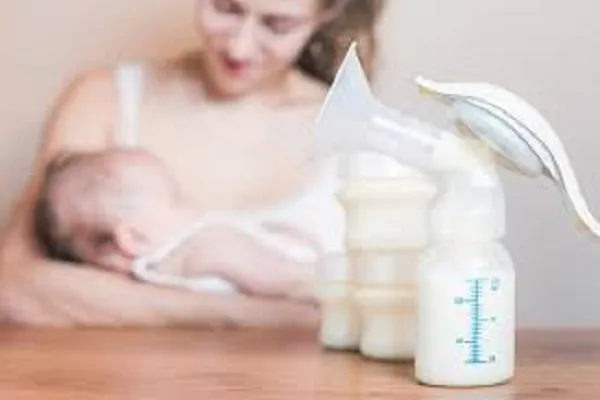 Ancona, serve latte per salvare bimbo prematuro: appello alle neomamme