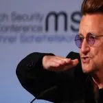 Bono degli U2 parla dell’album Song of Experience: “Sono quasi morto”