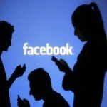 Nuovo attacco a Facebook, i social network creano danni alla salute?