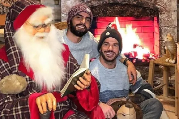 Claudio Sona Instagram: foto con Mario Serpa e Babbo Natale