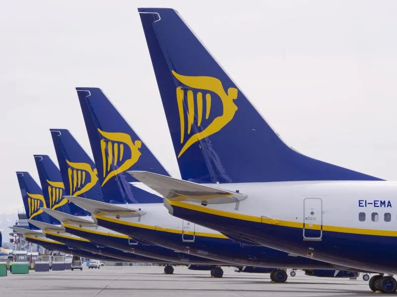 Piloti Ryanair minacciati: sanzioni per chi aderisce allo sciopero