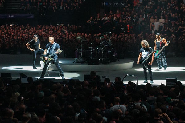 Metallica tour Italia, dopo l'omaggio a Vasco Rossi ecco quello a Lucio Dalla