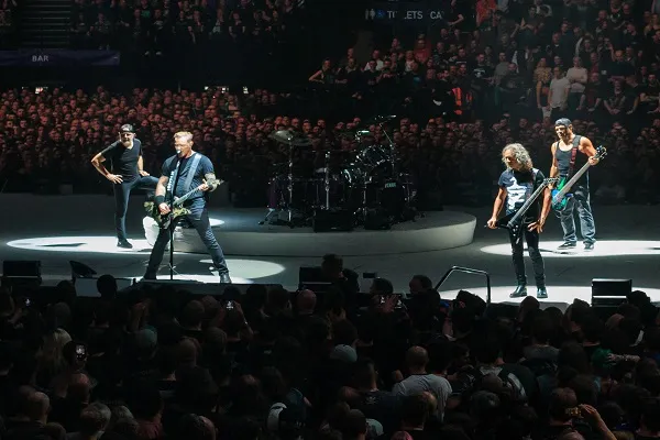 Metallica tour Italia, dopo l’omaggio a Vasco Rossi ecco quello a Lucio Dalla