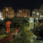 Voragine a Roma, crolla la strada nel quartiere Balduina