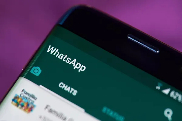 WhatsApp aggiornamenti, in arrivo due versioni per Android e iOS