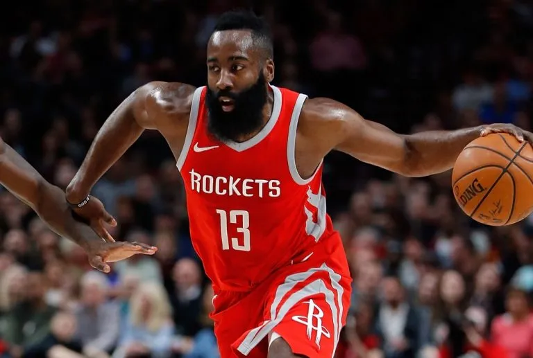 Playoff NBA 2018: Houston vince di misura gara 1, Harden decide la sfida