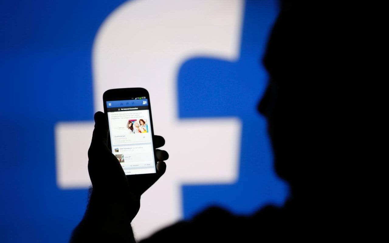 Facebook vola in borsa +9% per il social network