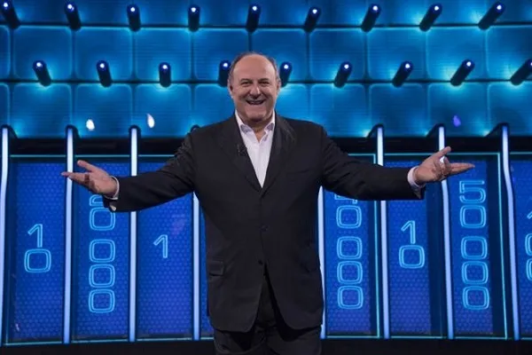 Gerry Scotti dimagrito: dieta o problemi di salute?