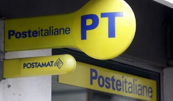 Poste Italiane farà consegne a tutti gli orari e anche di domenica: arriva il postino 4.0