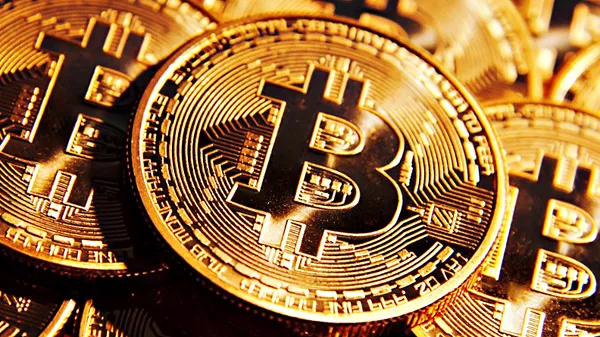 Crollo criptovalute, cosa sta succedendo al Bitcoin?