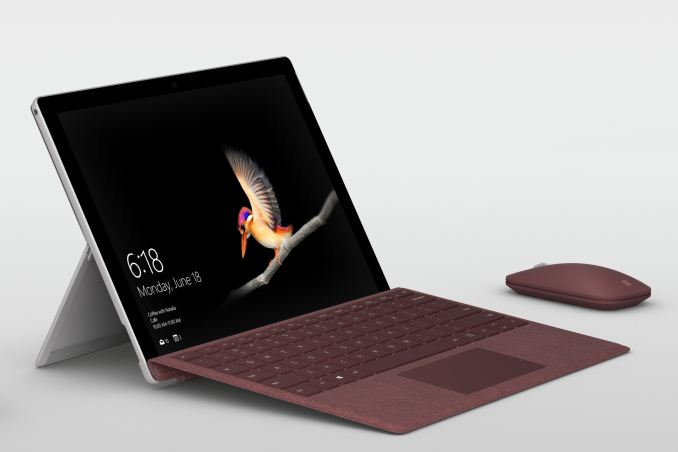 Surface Go, com'è fatto il nuovo tablet che sfiderà l'iPad?