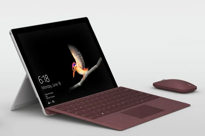 Surface Go, com’è fatto il nuovo tablet che sfiderà l’iPad?