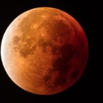 Eclissi lunare 27 luglio 2018: dove e come vederla
