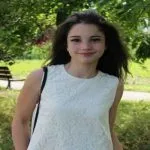 Flavia piccolo genio, salta la quinta e si diploma in un anno