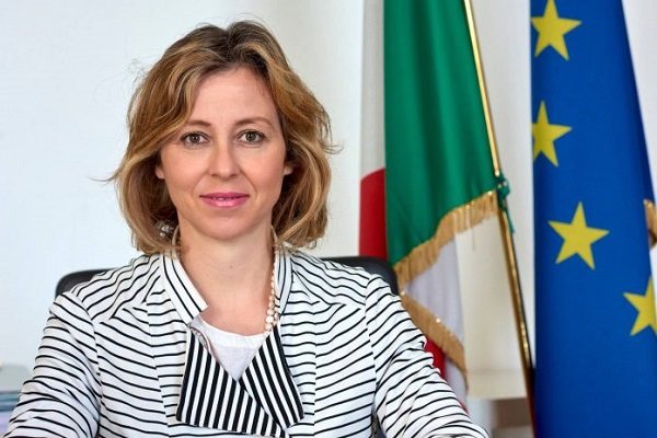 Giulia Grillo è incinta: il Ministro della Salute farà vaccinare il figlio