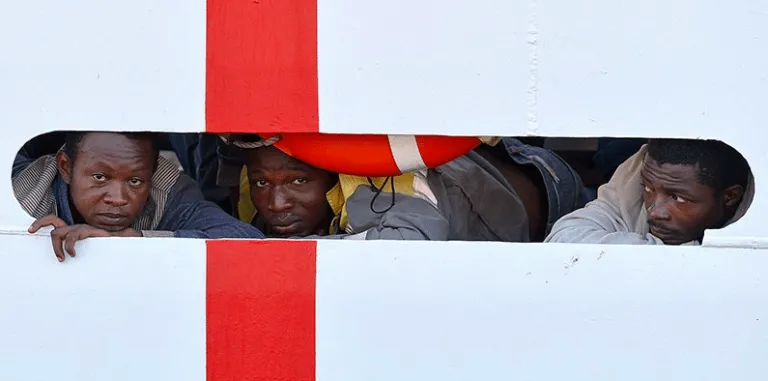 Nave Diciotti: 16 migranti sono stati fatti sbarcare
